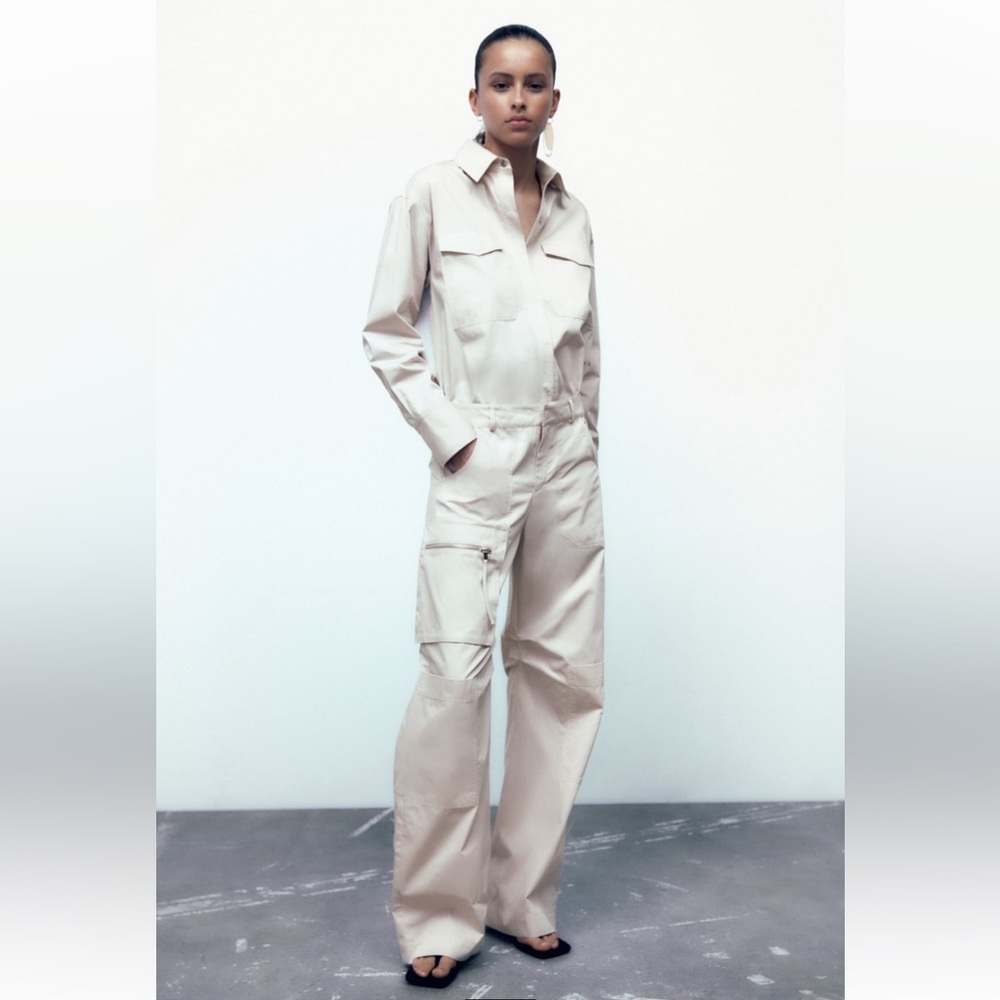 Zara LONG JUMPSUIT WITH POCKETS. Pearl Gray. Size XS. New with Tags.